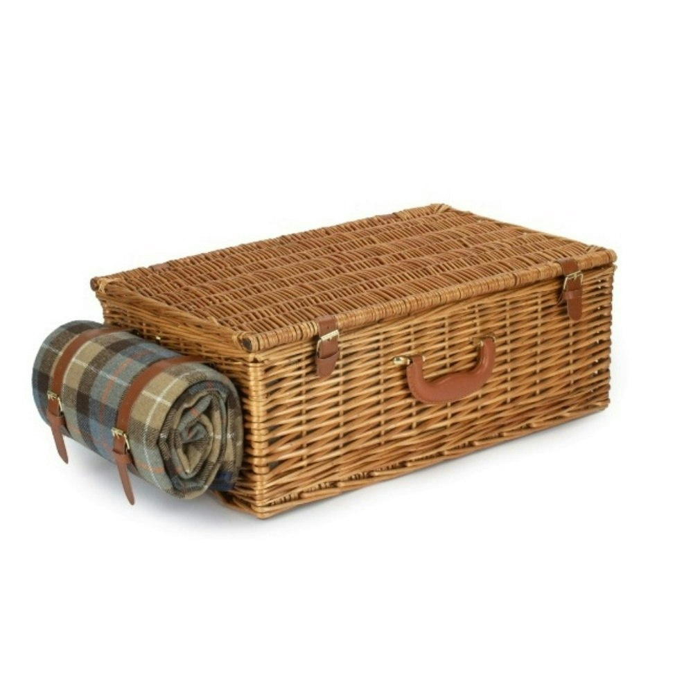 Wicker Picnic Basket for 4 with Fitted Accessories – Deluxe Set